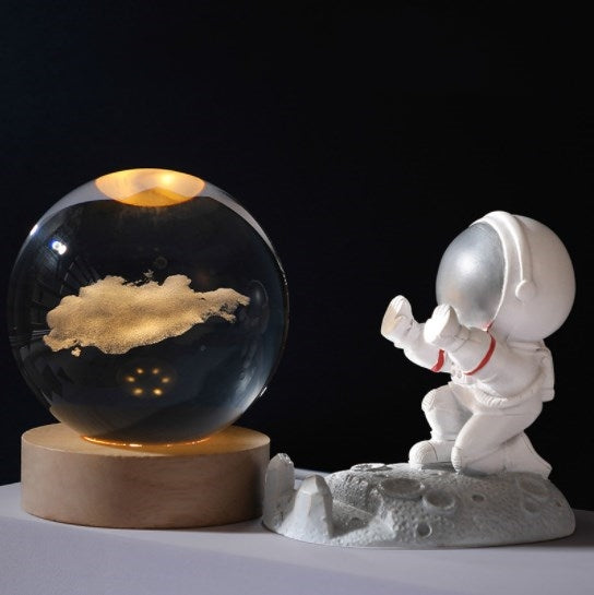 🥳2026 VARMT SALG🥳💞50 000+ SOLGT!💫🌌 Ta galaksen inn i rommet ditt. 3D-krystallkule nattlys – 50 % RABATT! ✨🌙