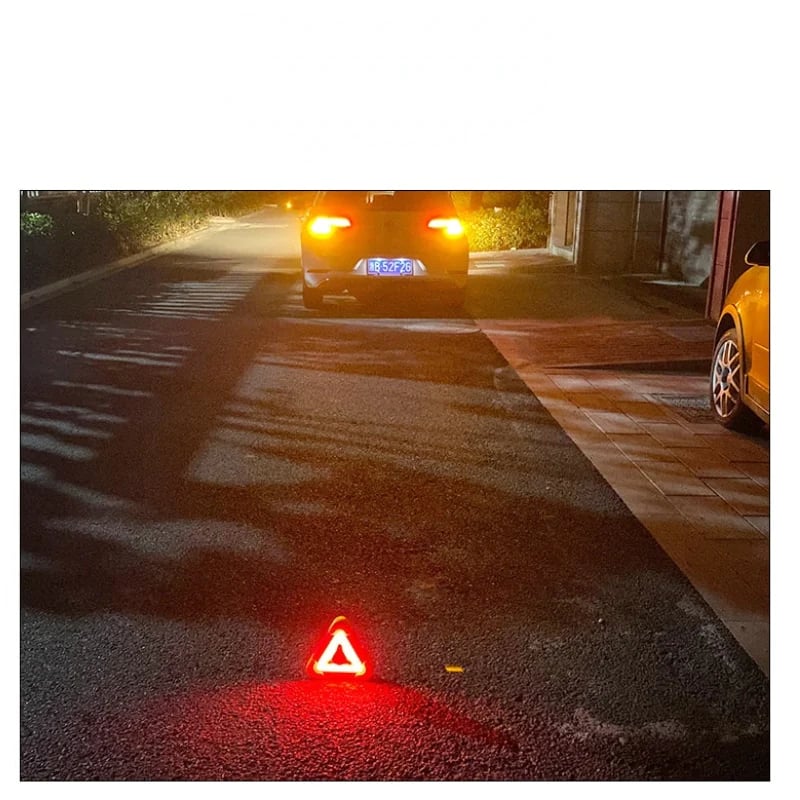 💥2-i-1 soldrevet nødtrekant veivarsellys🚨 