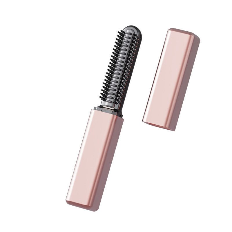 💇‍♀️ 50 % RABATT NU! 🔥 Bärbar kam för att skapa en ”bang”-frisyr – sladdlös uppvärmd stylingkam, mild värme & kompakt design – perfekt för snabba touch-ups på språng ✨